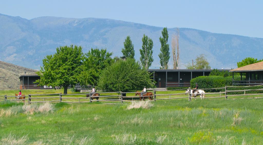 Sundance Guest Ranch Villa Ashcroft Buitenkant foto