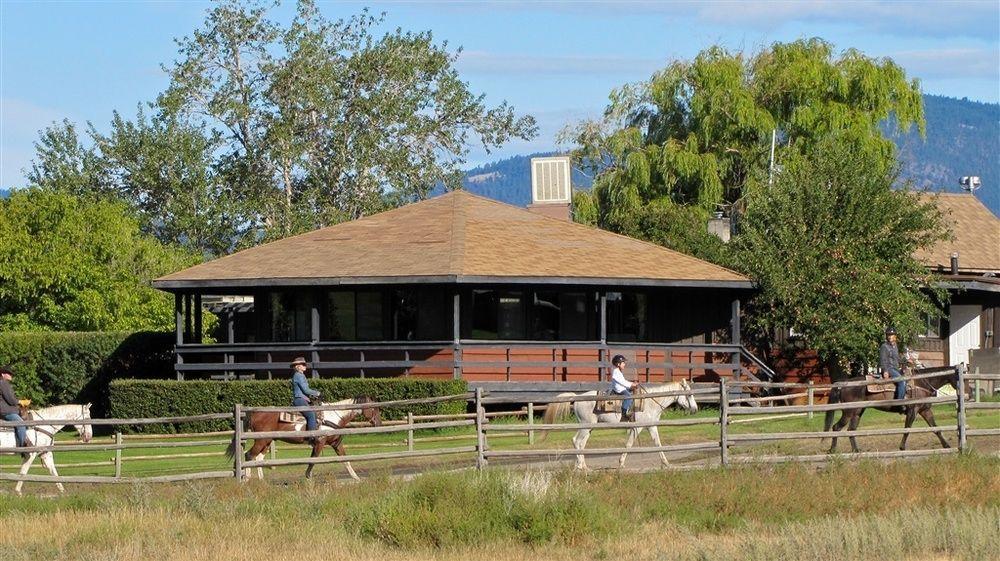 Sundance Guest Ranch Villa Ashcroft Buitenkant foto